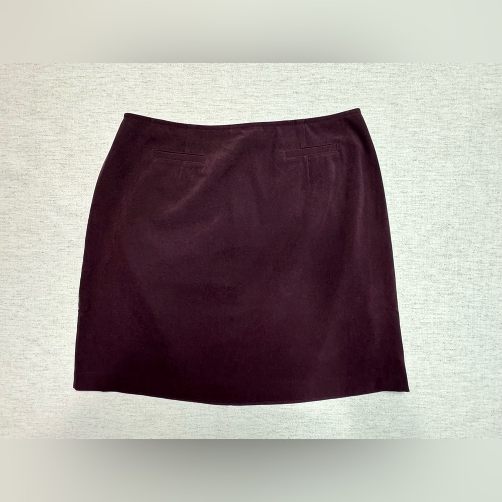 Classic Black Women's Straight Skirt